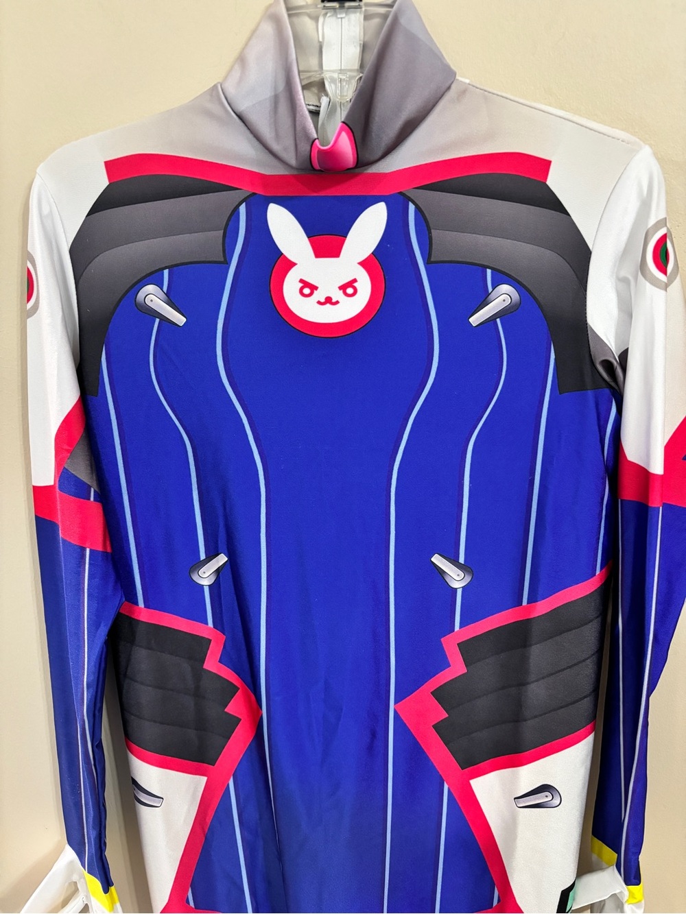Overwatch D.Va Bodysuit Costume Cosplay - Picture 2 of 9